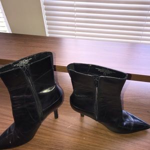 Nine West Shoes - Nine West ☝️OWNER black Stilletto Sz8 boot Nine West Shoes - Nine West ☝️OWNER black Stilletto Sz8 boot